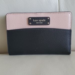 NWT Kate Spade Jeanne Medium Slim Bifold Wallet